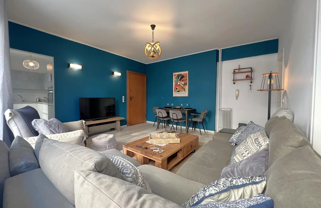 Stylish Apt In Paleo Faliro 300M From The Beach-1